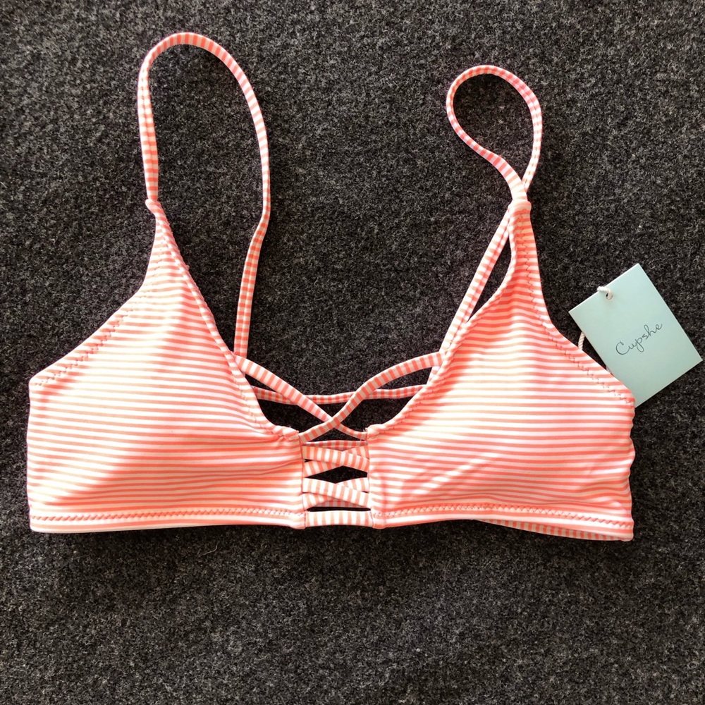 Cupshe bikini top - large NWT